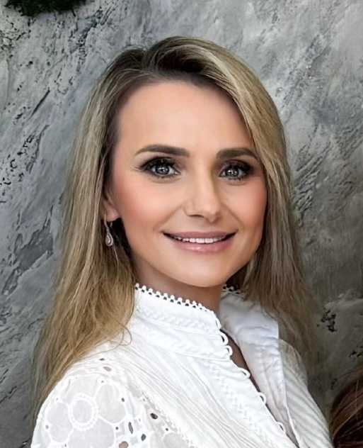 Tami Stepanyuk's headshot
